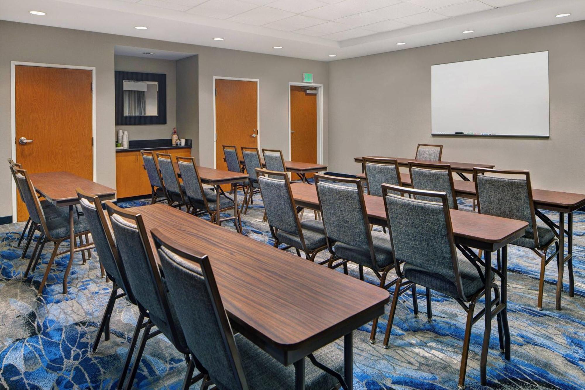 Fairfield Inn And Suites Карлсбад Екстериор снимка