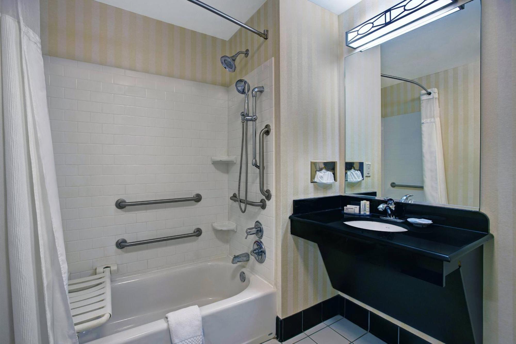 Fairfield Inn And Suites Карлсбад Екстериор снимка
