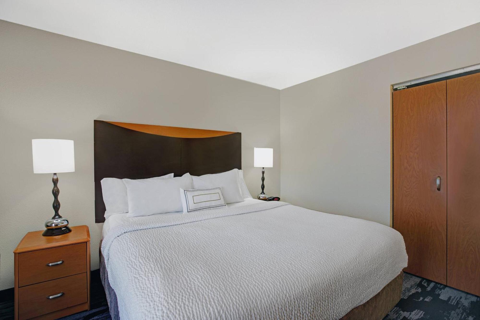 Fairfield Inn And Suites Карлсбад Екстериор снимка