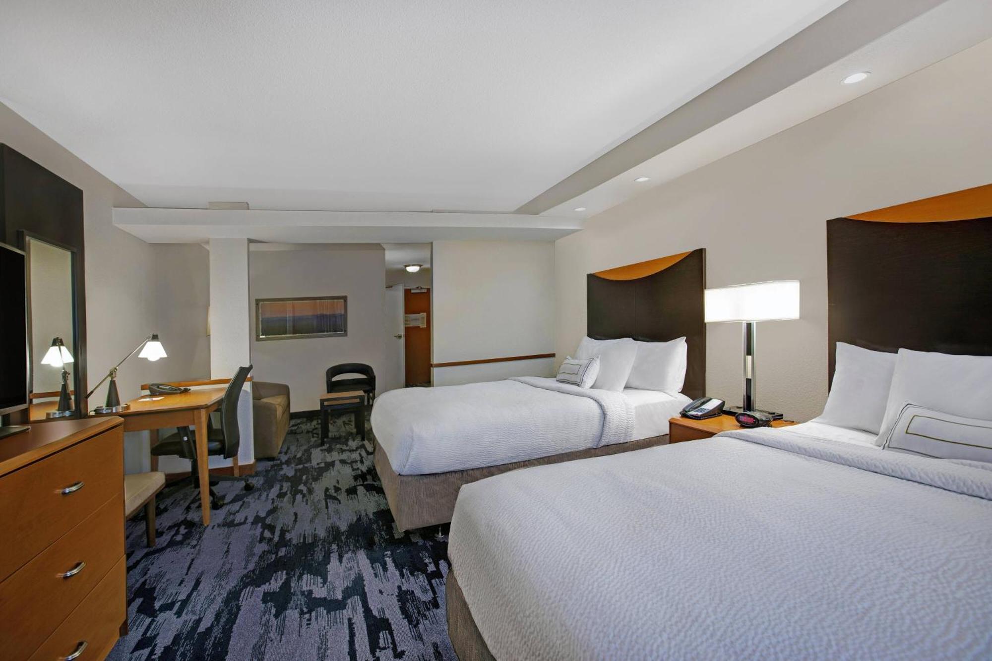 Fairfield Inn And Suites Карлсбад Екстериор снимка