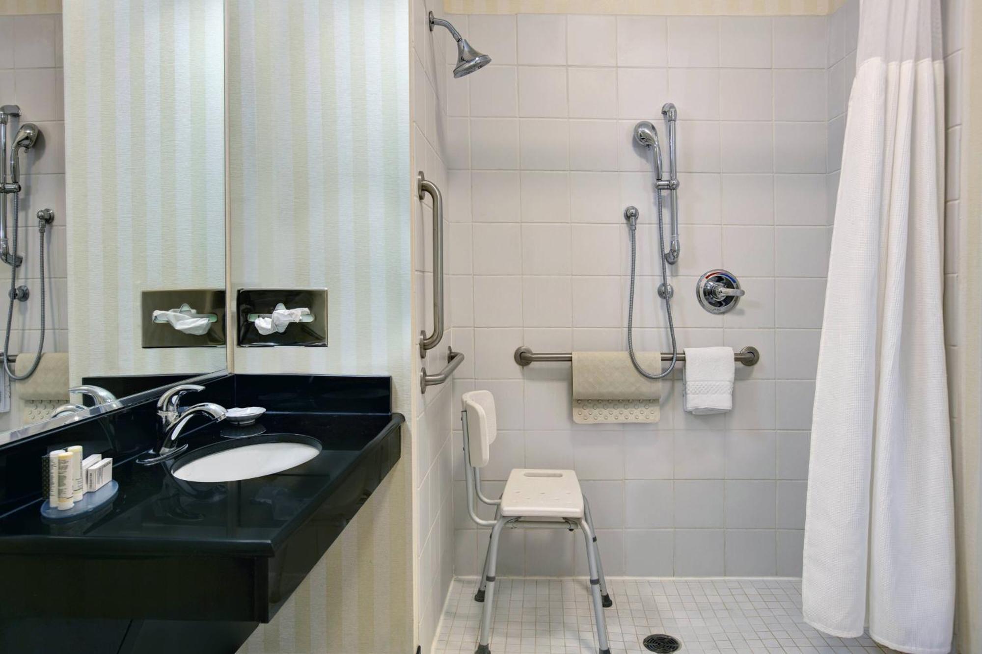 Fairfield Inn And Suites Карлсбад Екстериор снимка